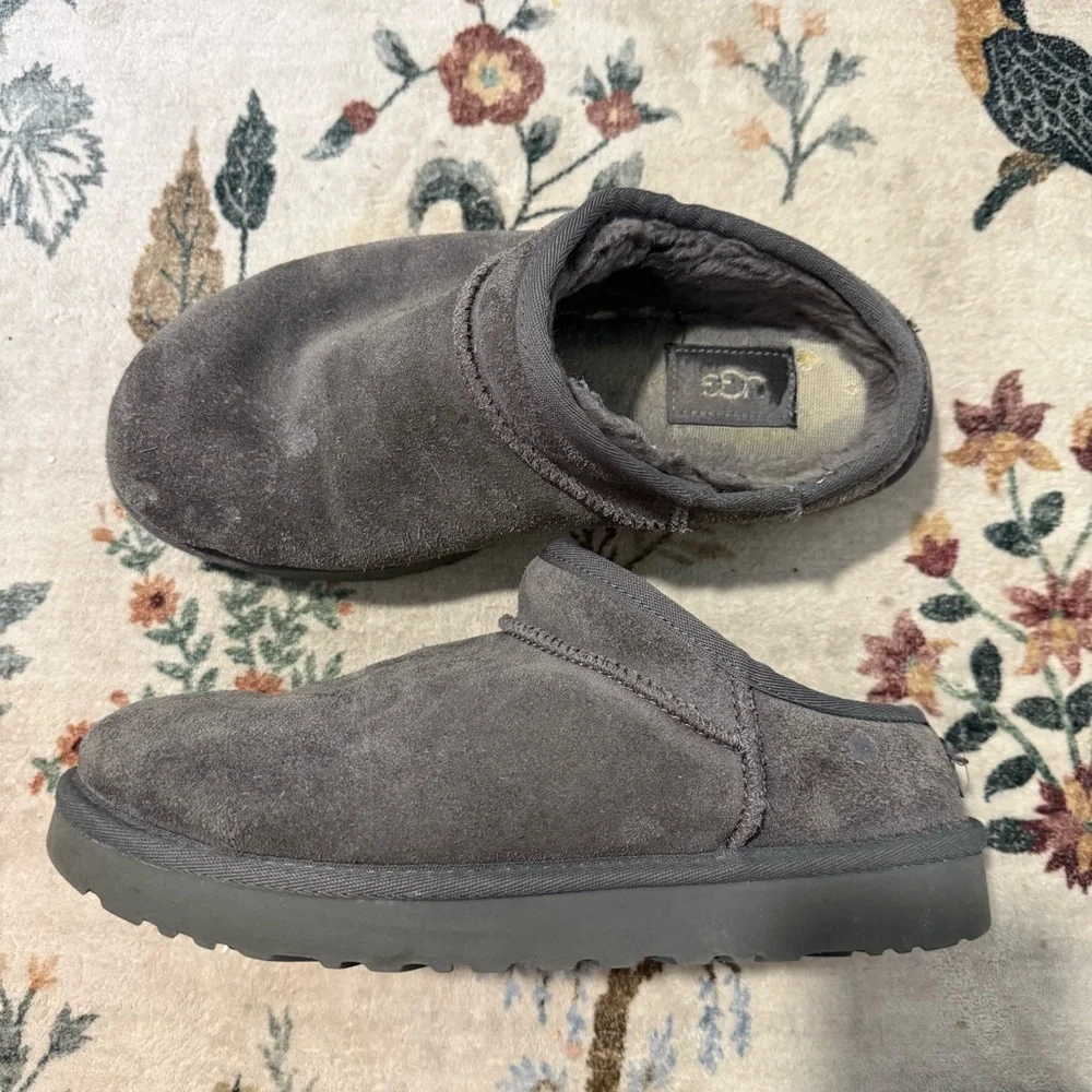 Ugg classic slipper grey women’s size 9 - Picture 1 of 8